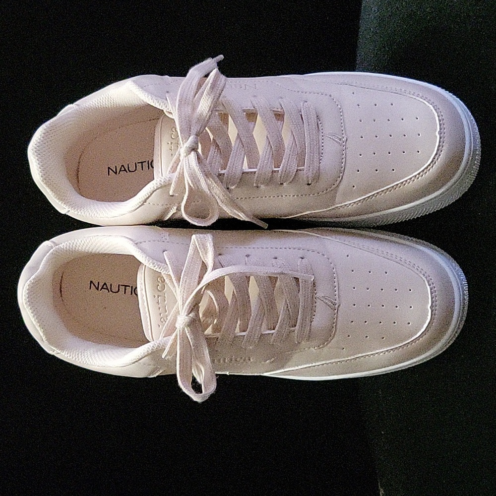 Shoes - Picture 2 of 12